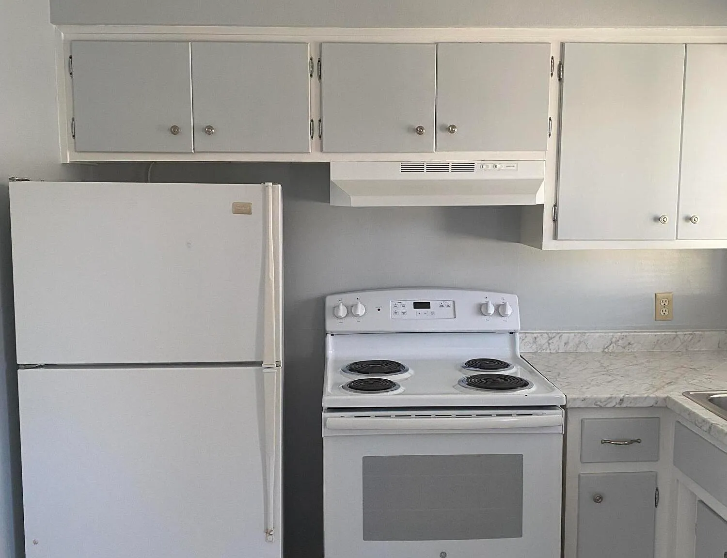 2 bed, 1.0 bath, 810 sqft, $1,450 — Photo 3