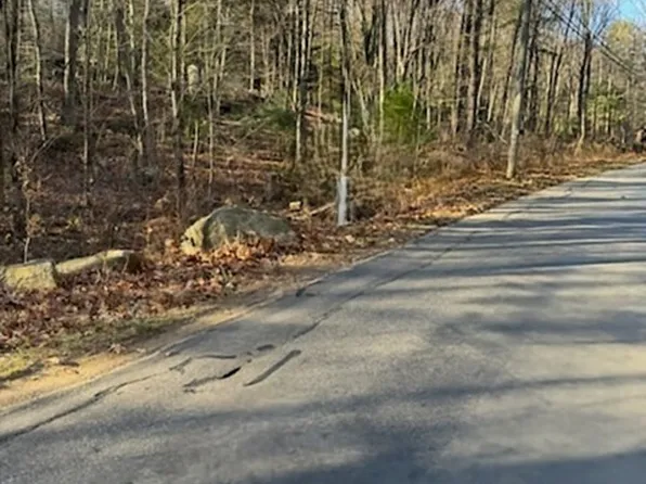 21 Ashley Lane, Willington, CT 06279