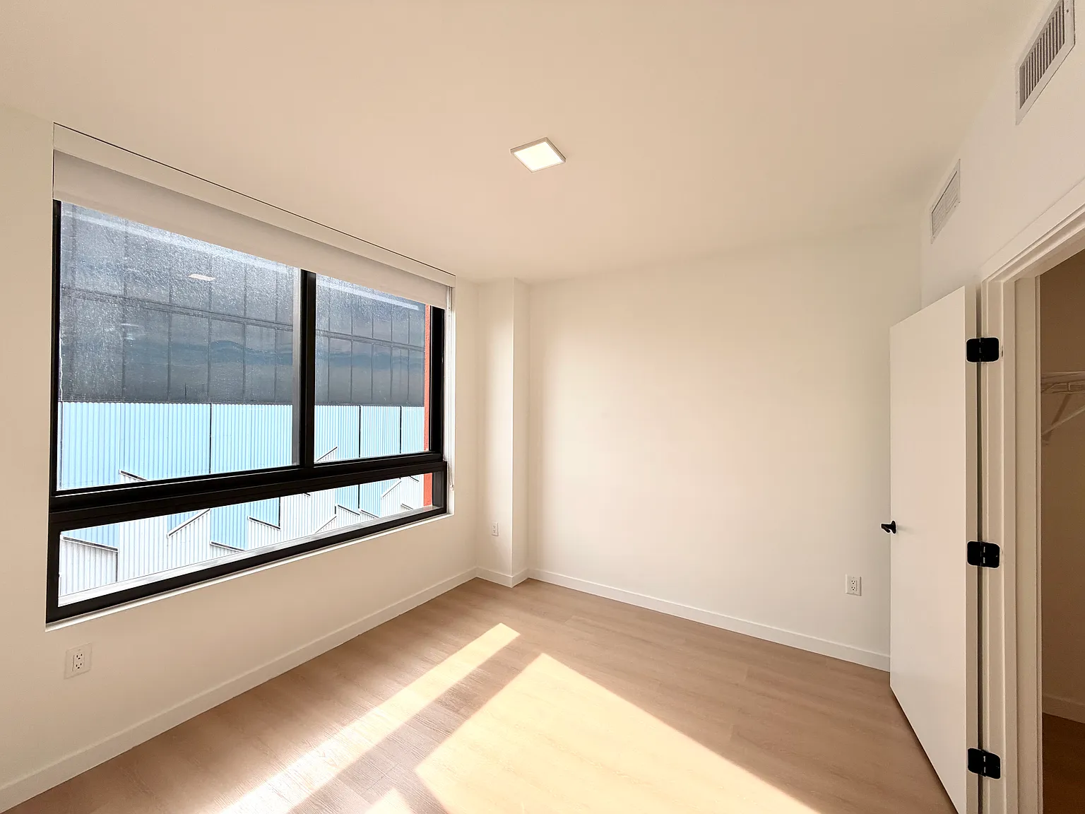 1 bed, 630 sqft, $2,255 — Photo 4
