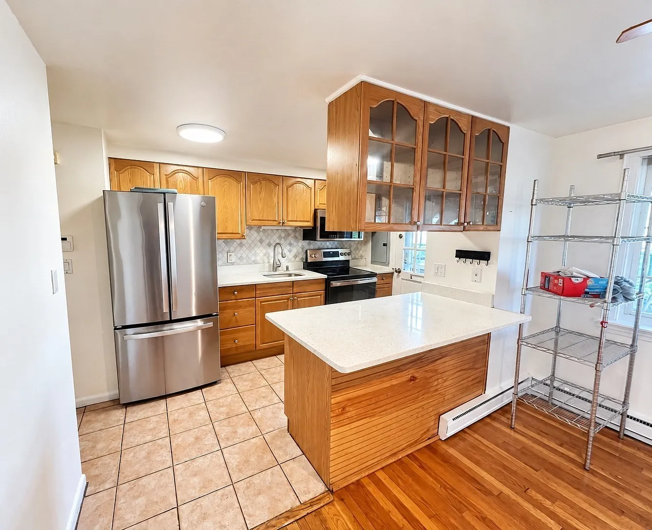 2 bed, 2.5 bath, 1924 sqft, $3,450 — Photo 4
