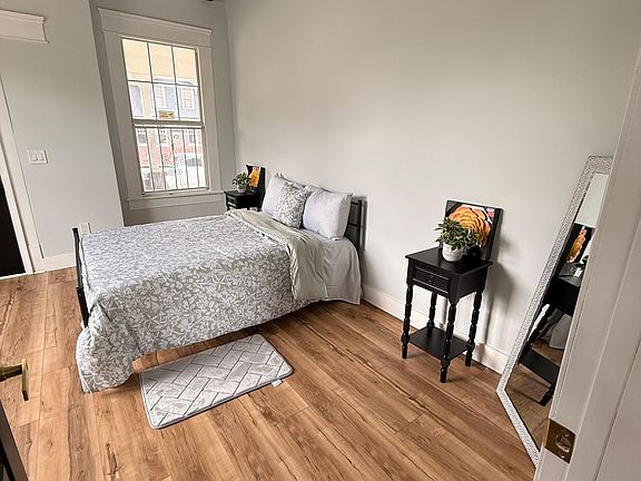 4th image of 2803 N Market St Unit 2801