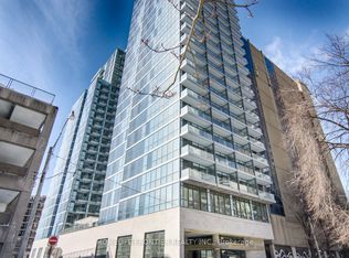 210 Simcoe St #1309-C01, Toronto, ON M5T 0A9