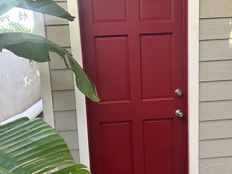 Hygeia Ave — Photo 8