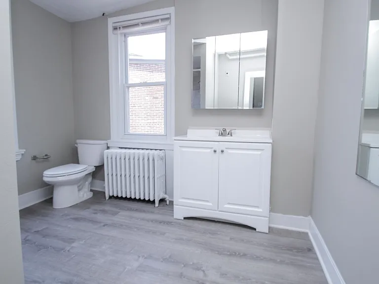 4139 Woodland Ave — Photo 14