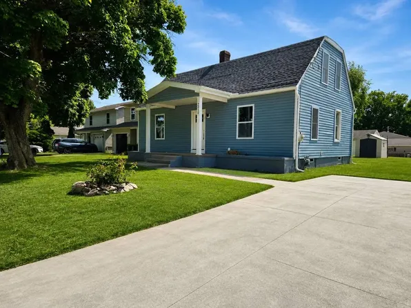2210 Hampton Rd, Erie, PA 16502