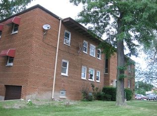 1050 W Touhy Ave APT 1W, Park Ridge, IL 60068