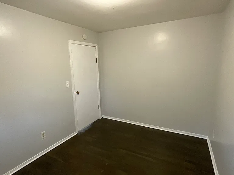 928 Vienna Ave — Photo 10