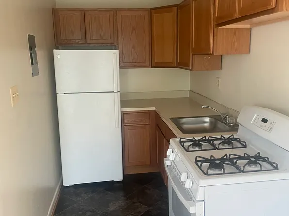 Ancient Oaks, 2501 20th Rd N #5be06b97e, Arlington, VA 22201