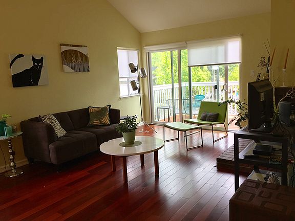 3rd image of 565 Lori Dr APT 56