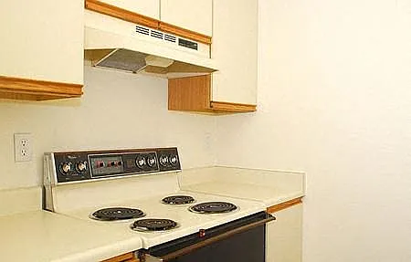 Edmonds Highlands — Photo 6