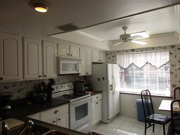4th image of 19029 Us Highway 19 N APT 13D