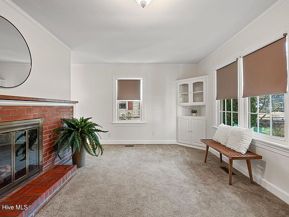 5th image of 1200 E Williams Circle