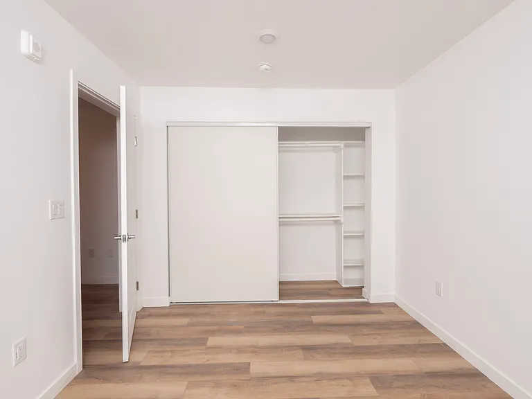 2341 Sheridan St #1 — Photo 7