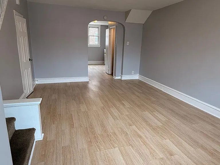 1431 Lardner St — Photo 3