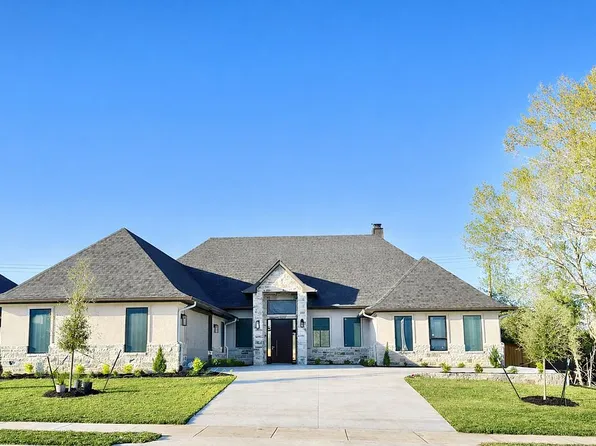 2044 Pebble Bend Dr, College Station, TX 77845