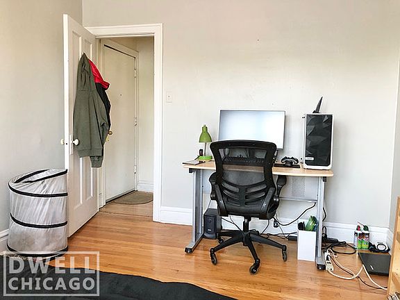 5th image of 2910 N Albany Ave #2912-3E