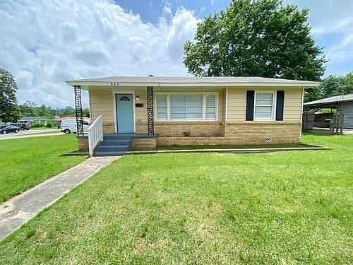804 Shamrock Dr Photo 1