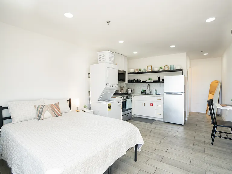 McAllen Apartments — Photo 9