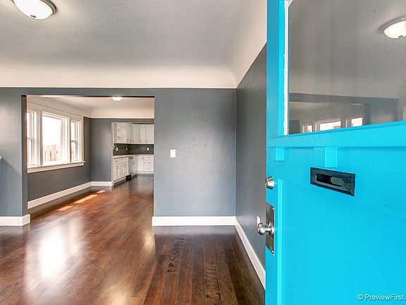 3rd image of 4452 Mississippi St