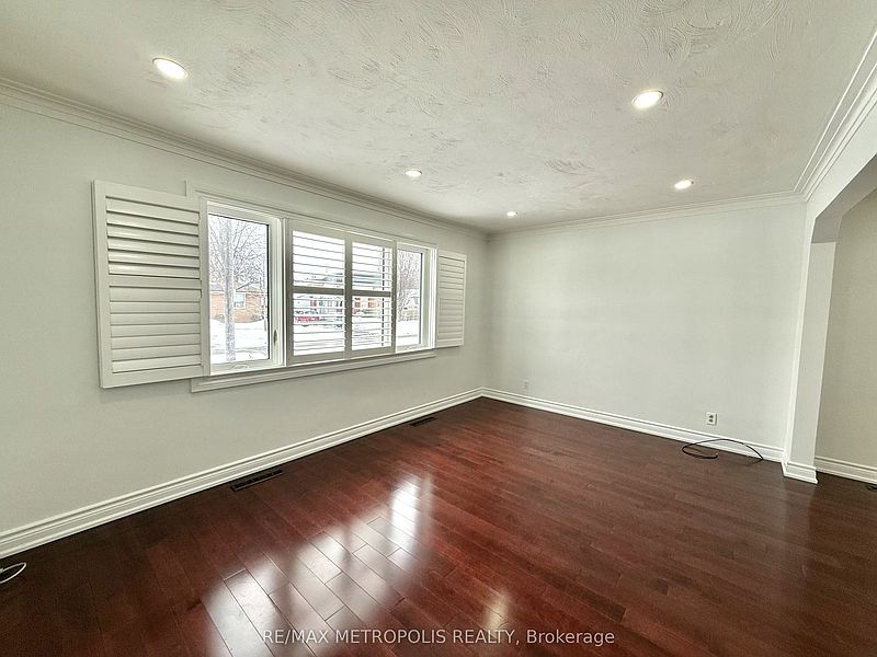 Toronto House for rent - 3 Bedrooms — photo 6