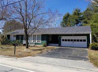 412 East Ave, Lewiston, ME 04240