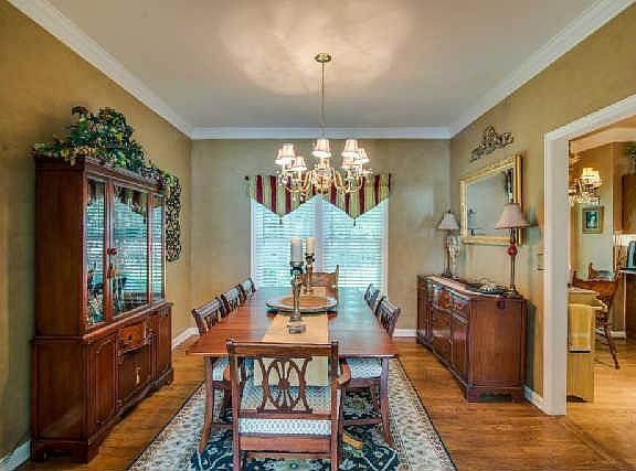 2nd image of 1382 Buckingham Cir