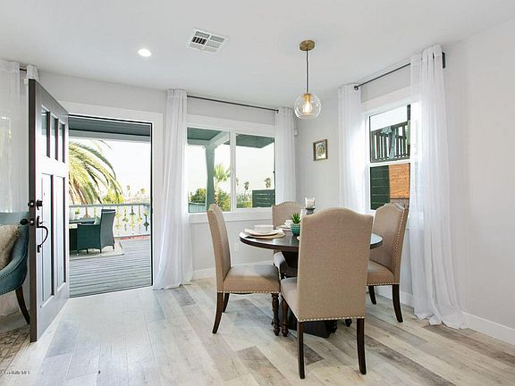 5th image of 3839 Locke Ave
