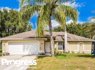 519 Millcreek St, Lehigh Acres, FL 33974