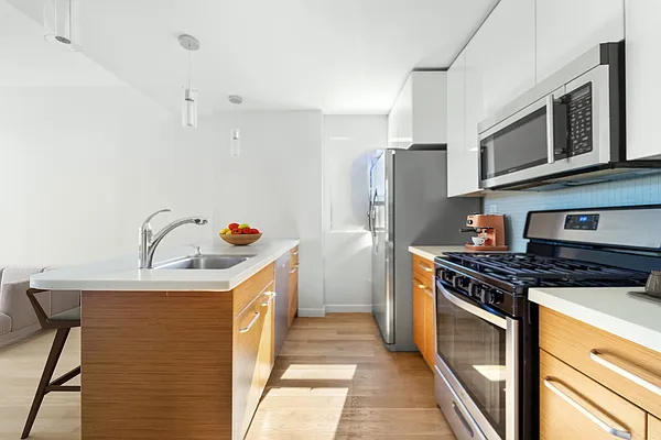 Rented by Corcoran | media 12