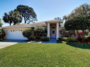 1402 Kimberly Ln, Tarpon Springs, FL 34689