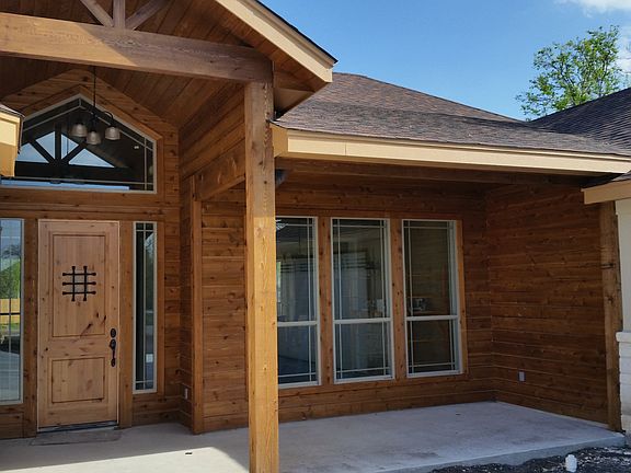 2nd image of 312 River Park Dr