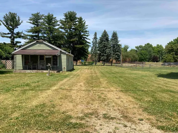 920 W Rogers St, Osceola, IN 46561
