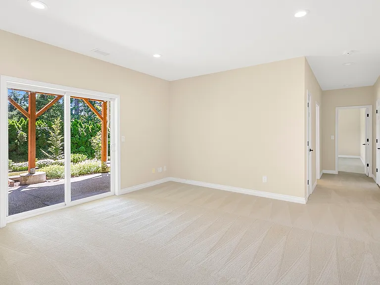 15023 SE 65th St — Photo 30