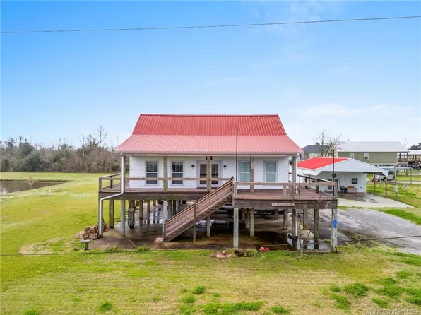 331 Hebert Camp Rd, Lake Charles, LA 70607
