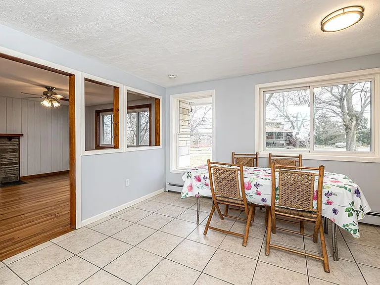 4559 Makyes Rd — Photo 8