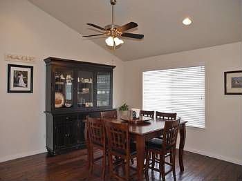 2nd image of 3547 S Sunrise Dr