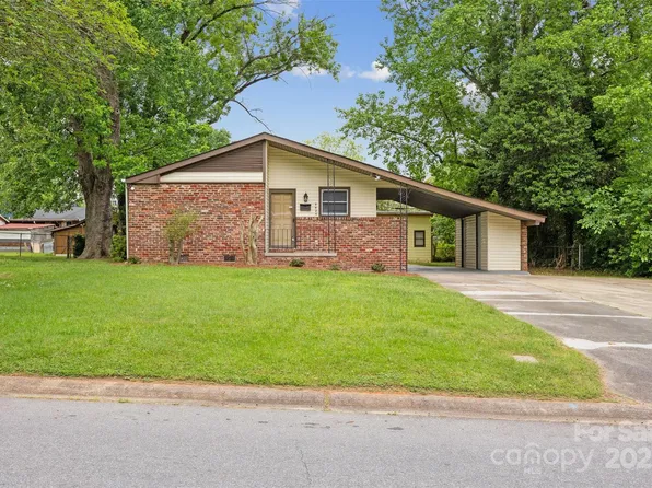 3828 Delgany Dr, Charlotte, NC 28215