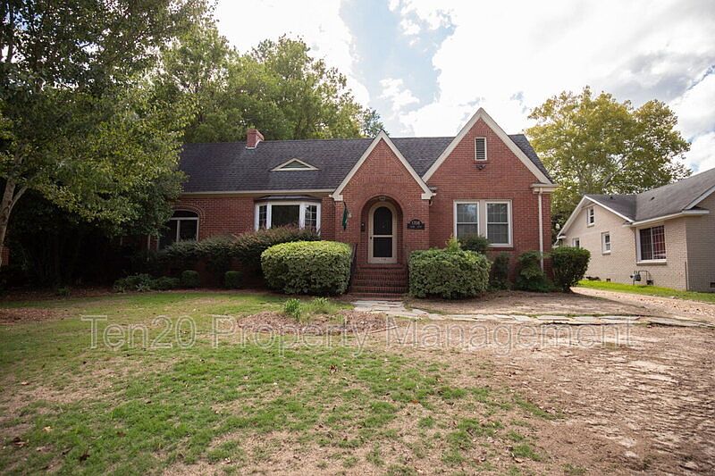 1st image of 1708 Slade Dr