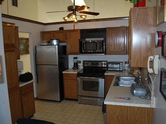 5th image of 13340 S Oakview Ct