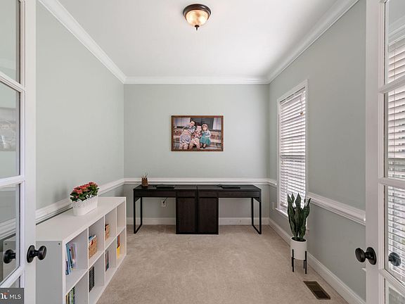 5th image of 89 Arden Ln