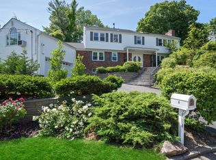 4 Romar Ave, White Plains, NY 10605