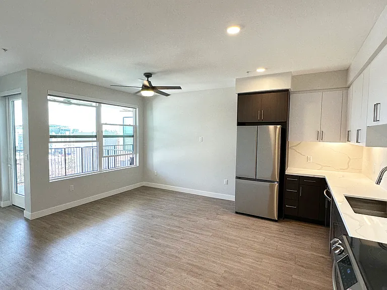 Evoc Hillcrest — Photo 52