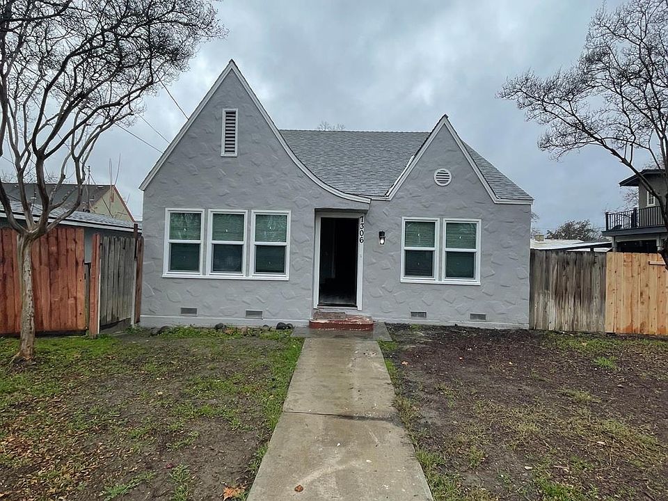 2nd image of 7306 Elm St