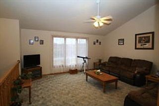 5th image of 25151 Ellington Ave
