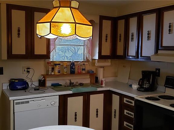 2nd image of 80 Rachel Dr