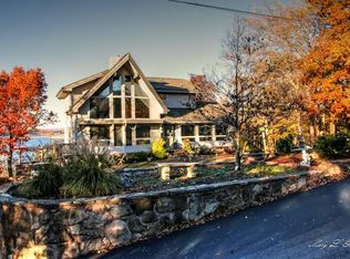 635 W Sherwood Dr, Lead Hill, AR 72644