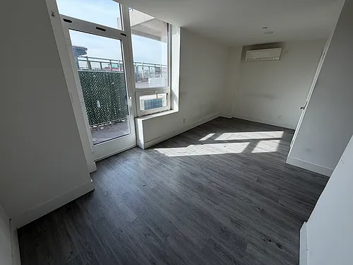 1399 Myrtle Ave #3F Photo 1