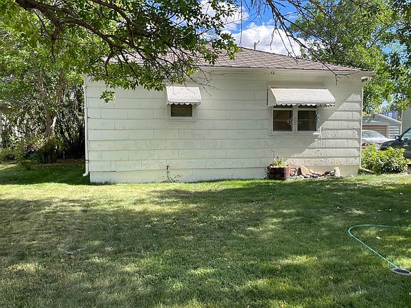 2nd image of 820 Teton Ave