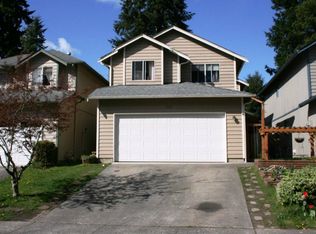 648 NE Flagstone Ln, Bremerton, WA 98310