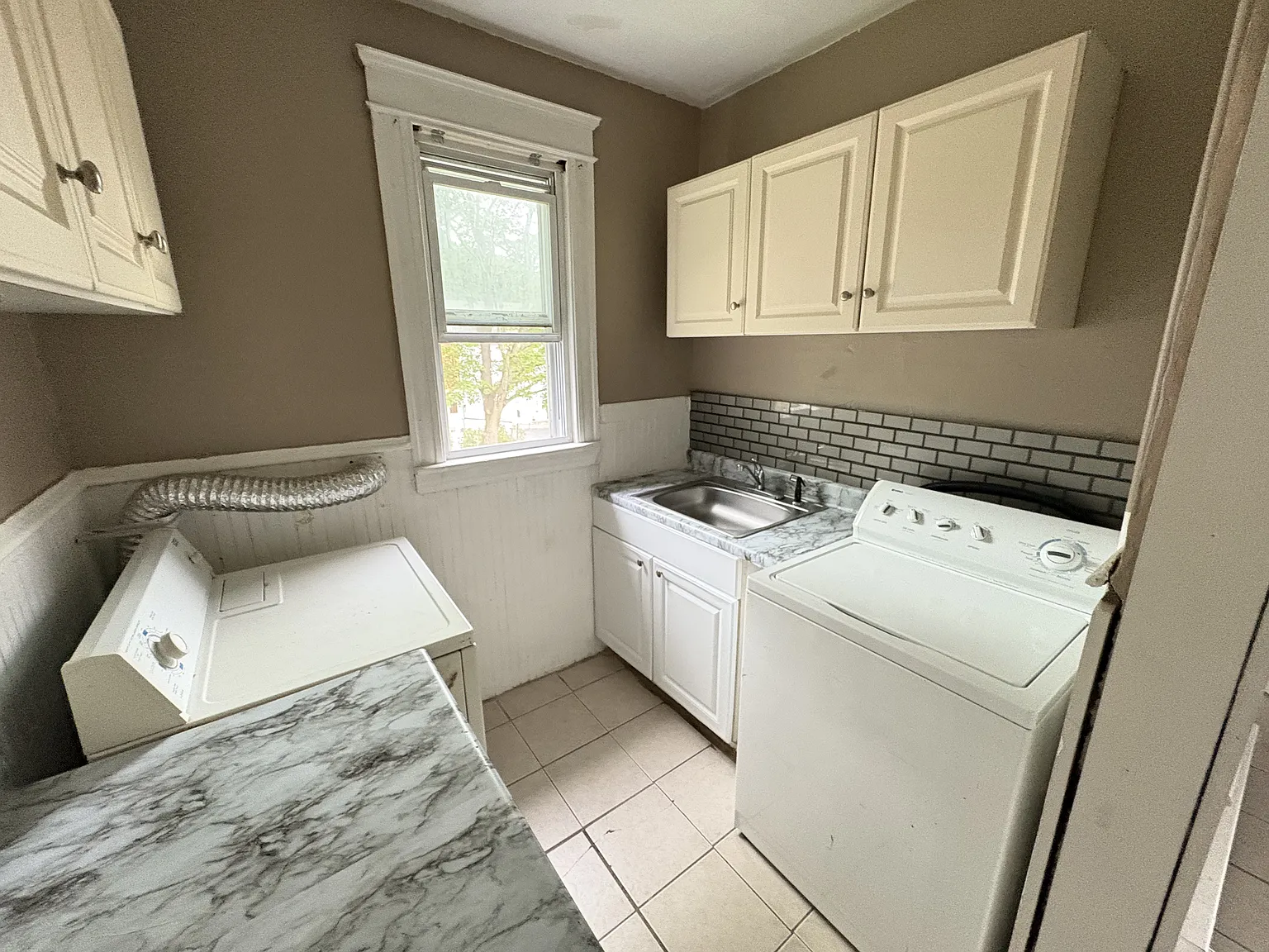 2 bed, 900 sqft, $1,700 — Photo 4
